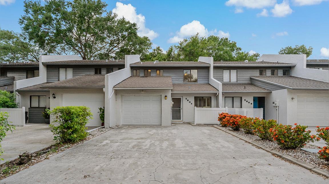5806 Idle Forest Place, Tampa FL