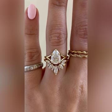 Mylex-1.7ct-Pear-Isla