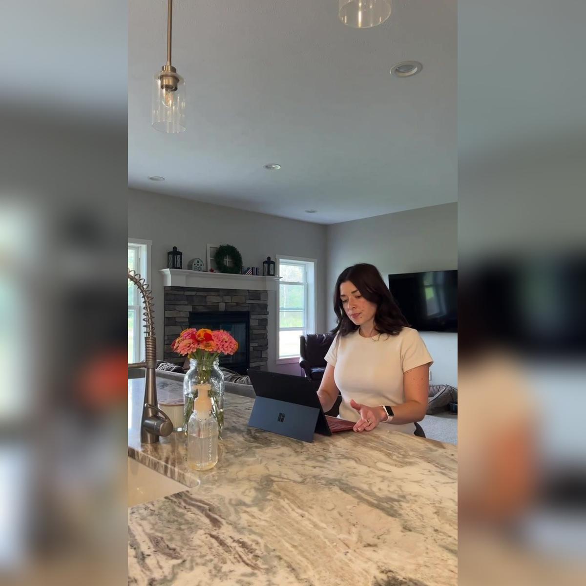 Courtney C Elliot Video eero