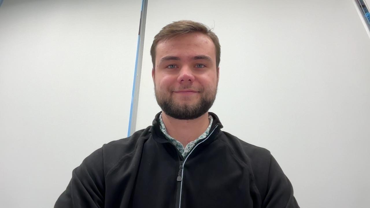 Describe a day in the life of a Pacesetter in CS!  Keep it engaging and brief. Mention your favorite part of being in the office. 
Your audience are FSU Hospitality students who may be interested in interning.