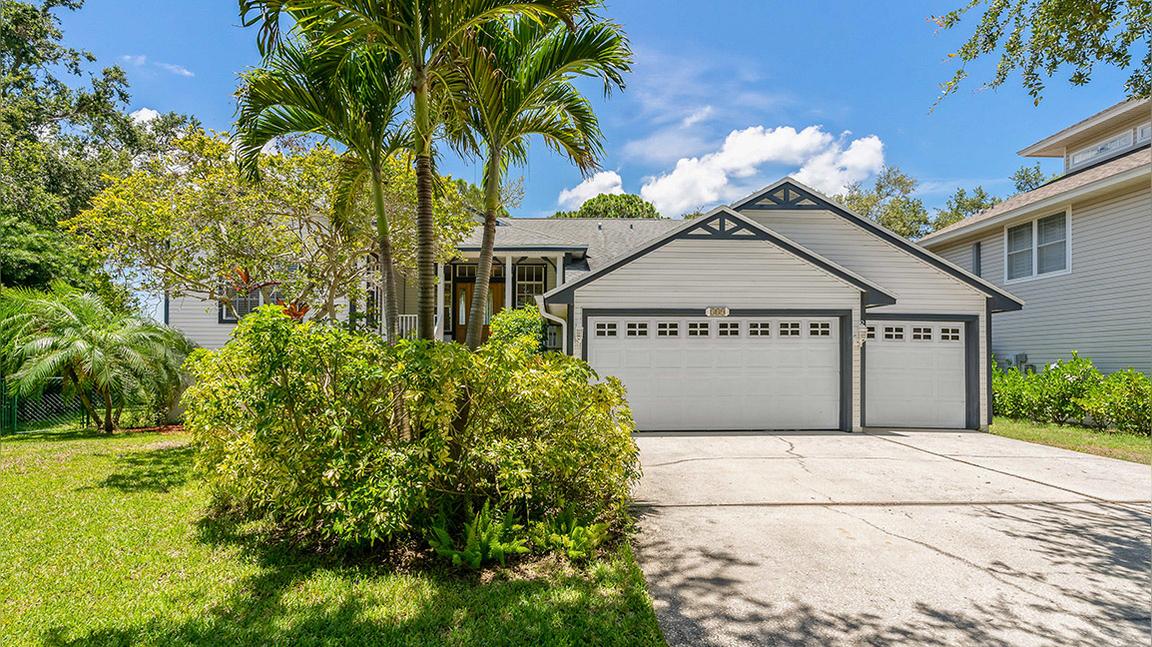 389 Grand Bay Dr, Palm Harbor, FL 34683
