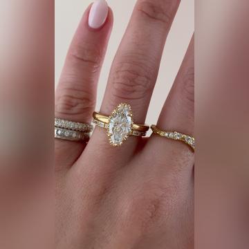 Romie-2ctMarquise-18kYellow-Iva1.6mm
