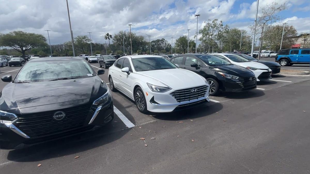 Jim's Hyundai Sonata @AirportCDJR /// Joanis 386.366.2227