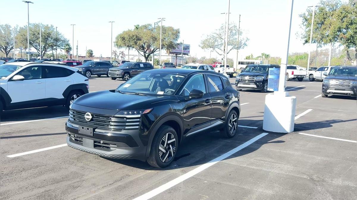 Krislarie's lot video by Walter/ Airport CDJ 407-541-6200