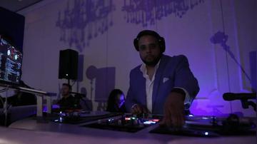 Chris Atwood | Addison Park - Crazy Latin &amp; Urban Wedding | Say Yes to the Dress