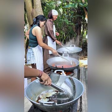 Community Kitchen 30