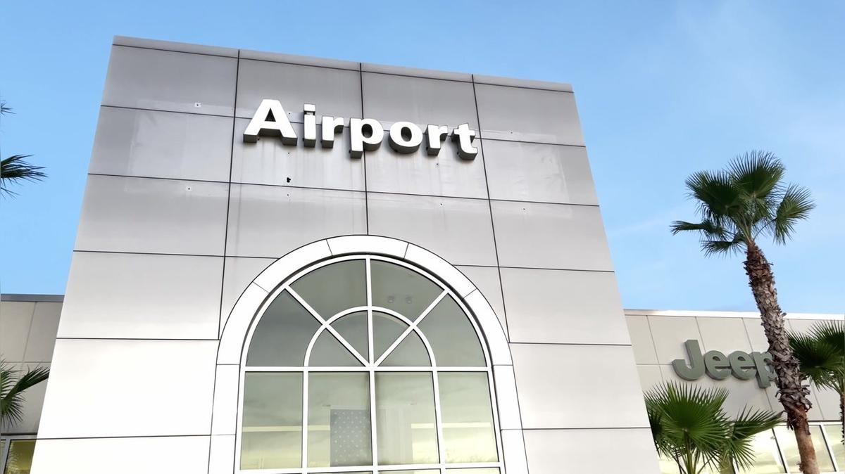 CHRISTIAN'S NEW CAR LOT VIDEO BY WALTER/AIRPORT CDJ 407-541-6200