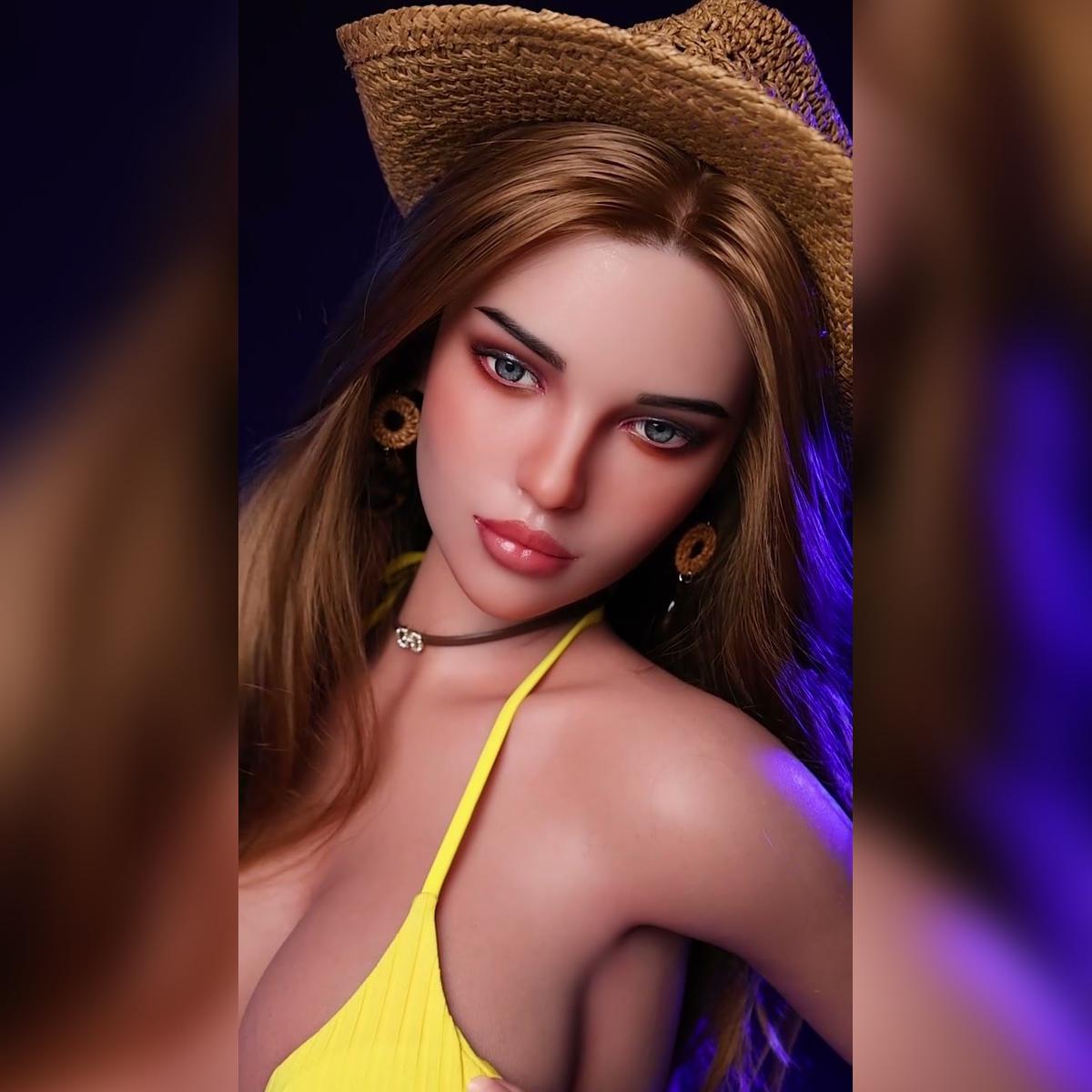 L121 Life Size Silicone Sex Doll Fully Poseable With Realistic Curves