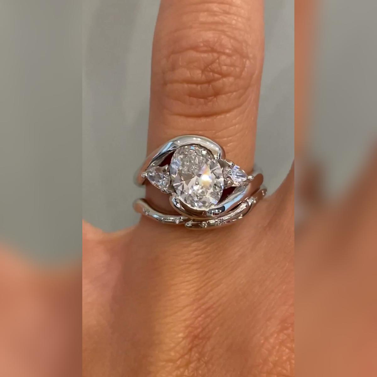 Vandis Oval Wedding Band Pairings