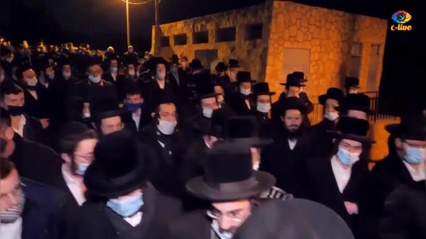 Rabbi Twerski Levaya (1 min)