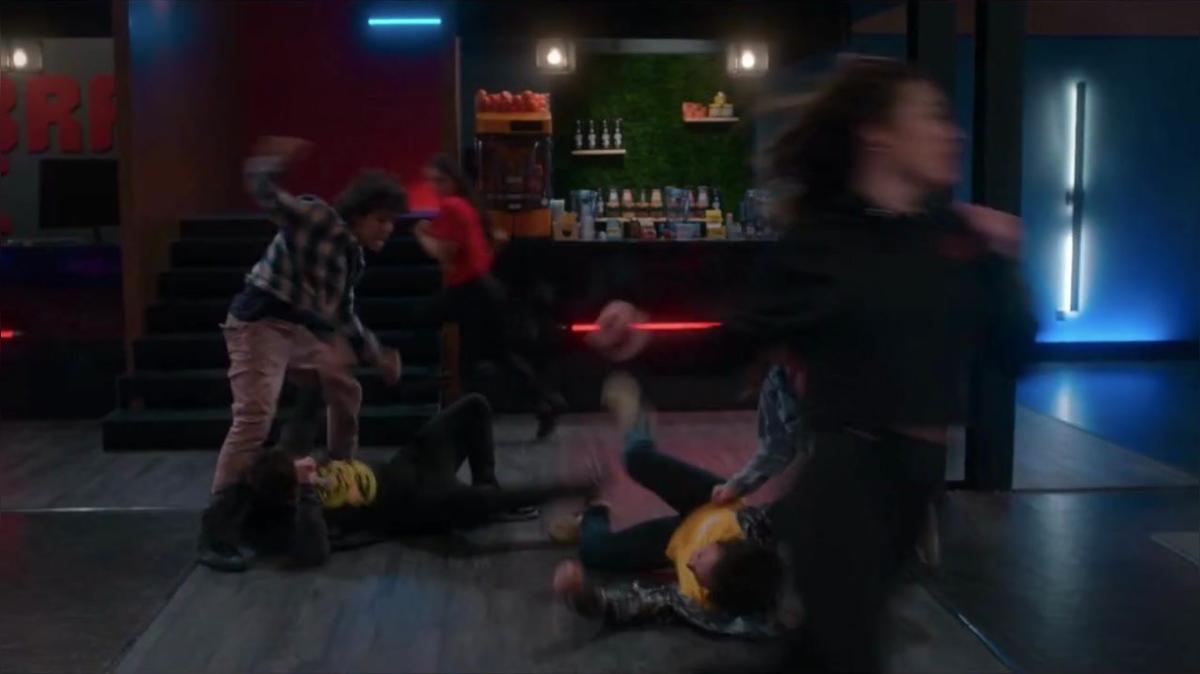 SQUARE_Cobra Kai_S5_E10