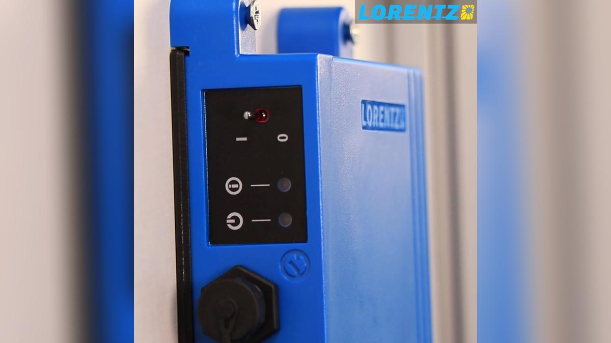 S1-200 Support Video How to turn on controller.mp4