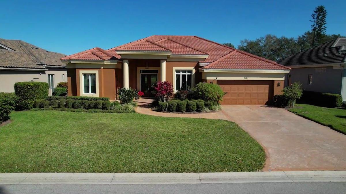 5207 88th St E, Bradenton, FL