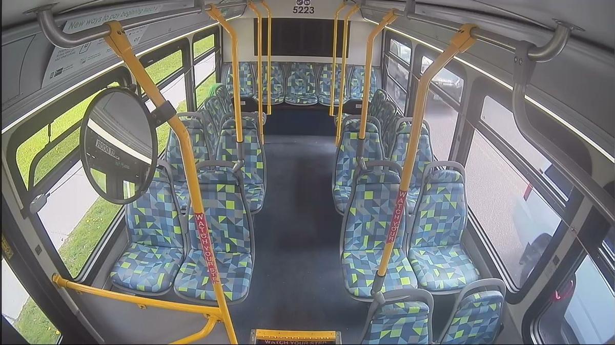 bus5223May112026NS44.NH16KCaddy_ch04