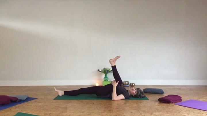 Beginners flow for hips and shoulders