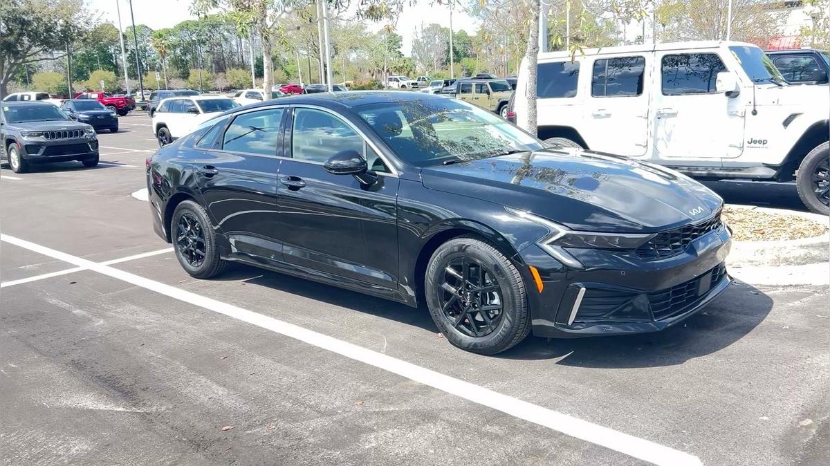 Bella's 2025 Kia K5 video by Walter/ Airport CDJ 407-541-6200