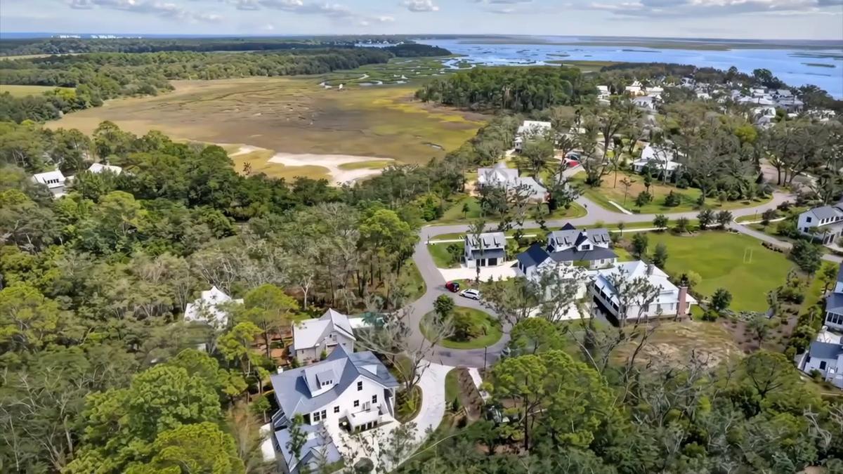 19 Sweetgrass Court