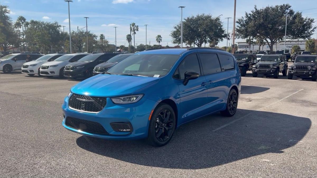 Tina's New Pacifica///Pedro 786-294-1606
