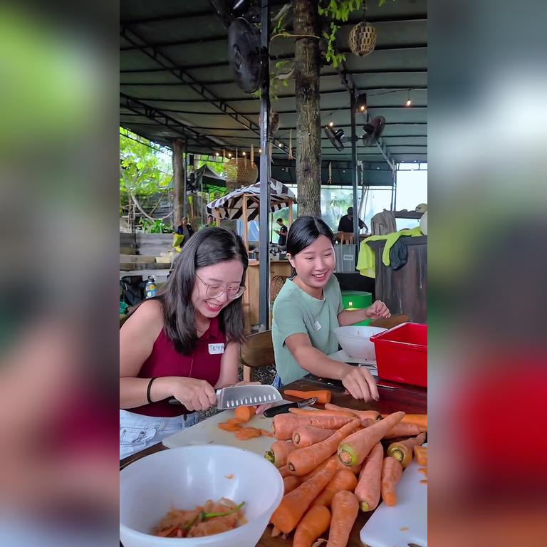 Community Kitchen 36