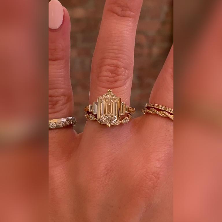 Decca-3ctHex-DutchMarquise-NataliCurve