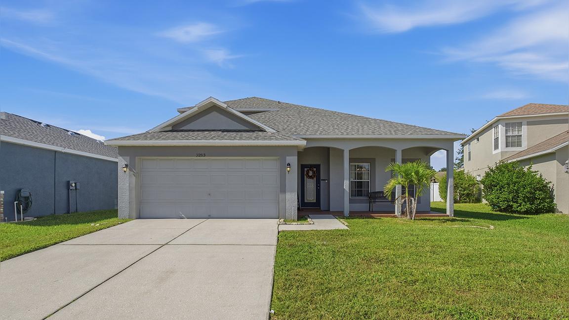 30513 Latourette Dr, Wesley Chapel, FL 33545