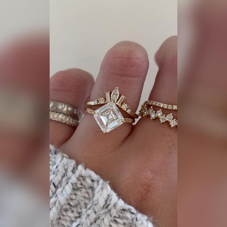 Alessandra-3ctAsscher-18kYellow-Islet