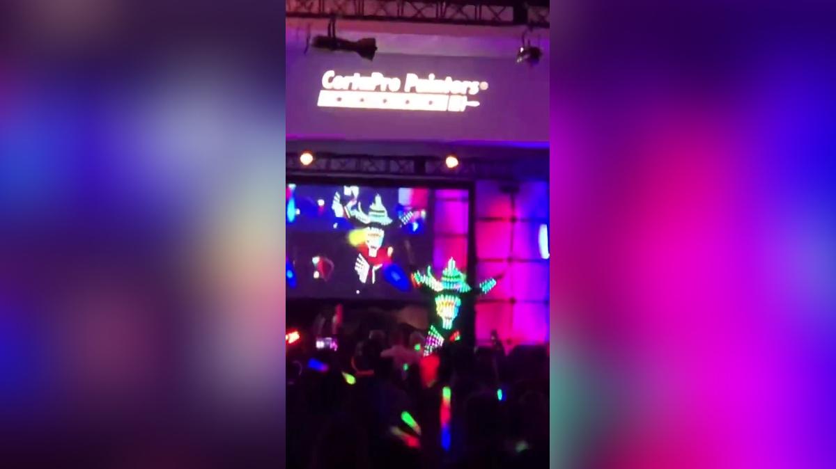 Show LED light it up (D.C.)