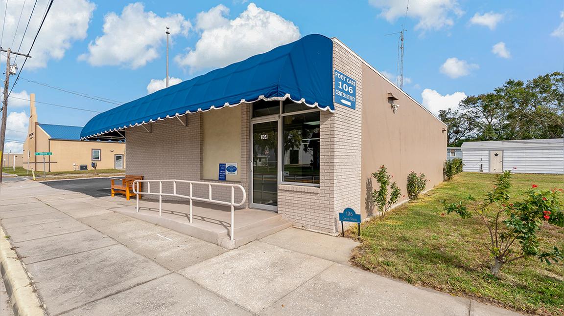 106 Center St, Dundee, FL 33838