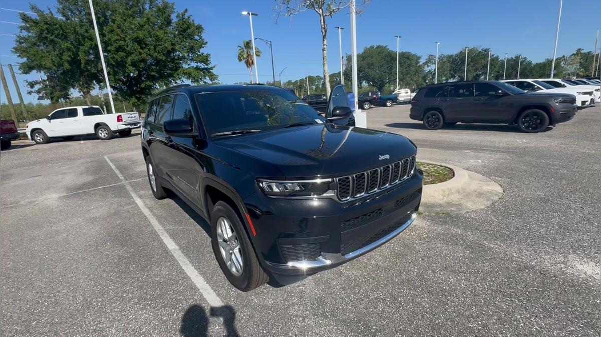 Keshona&#39;s Grand Cherokee L - Nick B 315-749-3934