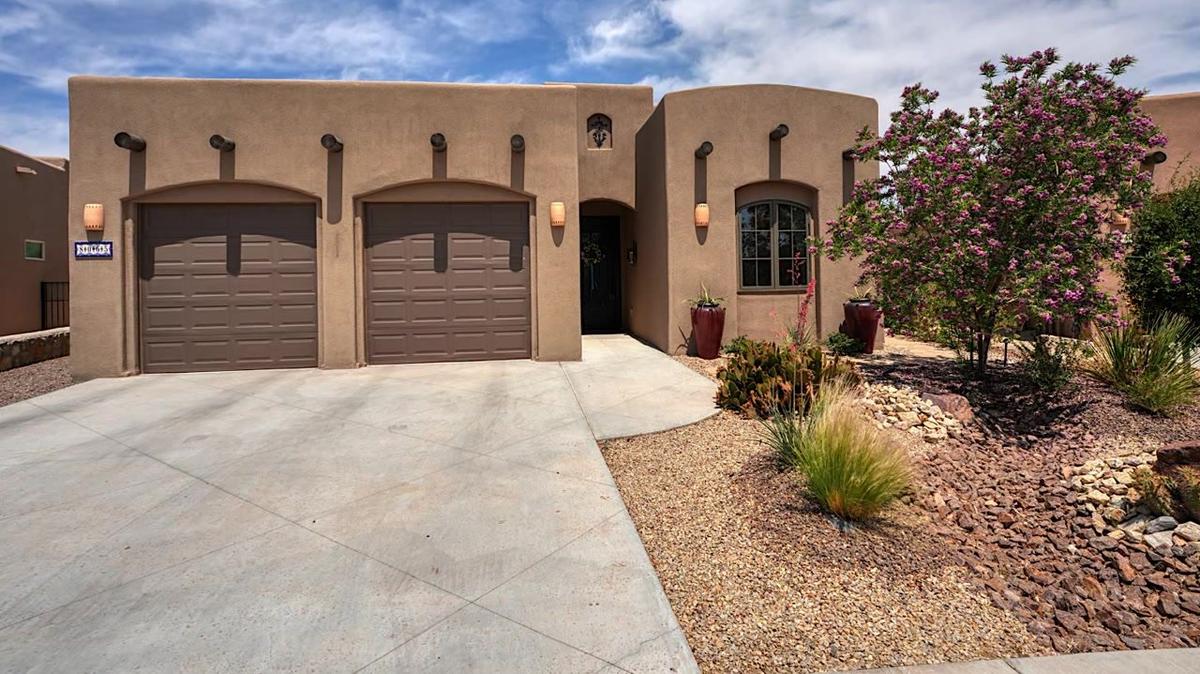 8065 Willow Bloom Circle, Las Cruces, NM 88007