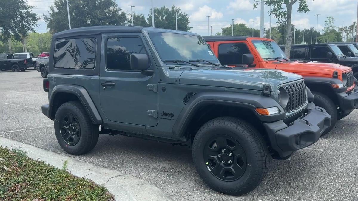 Jen’s 2025 Jeep Wrangler 2dr anvyl