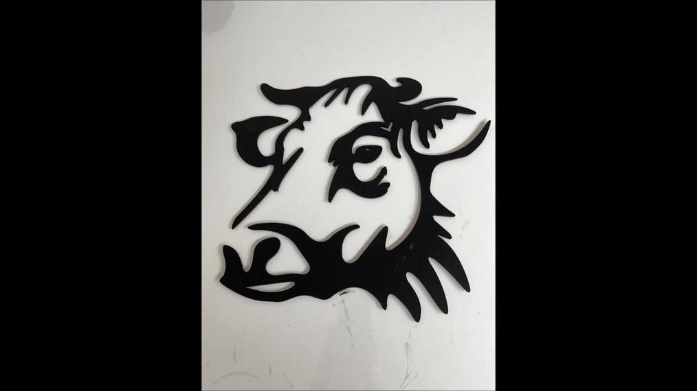 digitize a cow head profile
