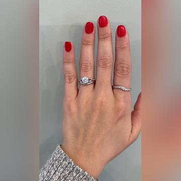 ElizaAdaNoDiamonds.mp4