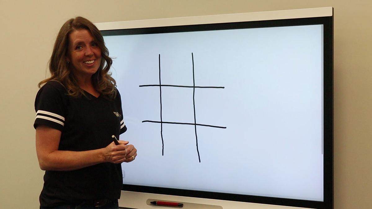 RG-WK08-4YR-Tic Tac Toe.mp4