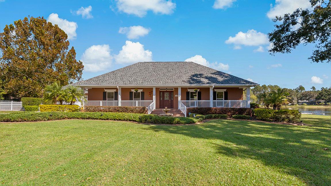 412 Strathaven Ct, Lutz, FL 33549