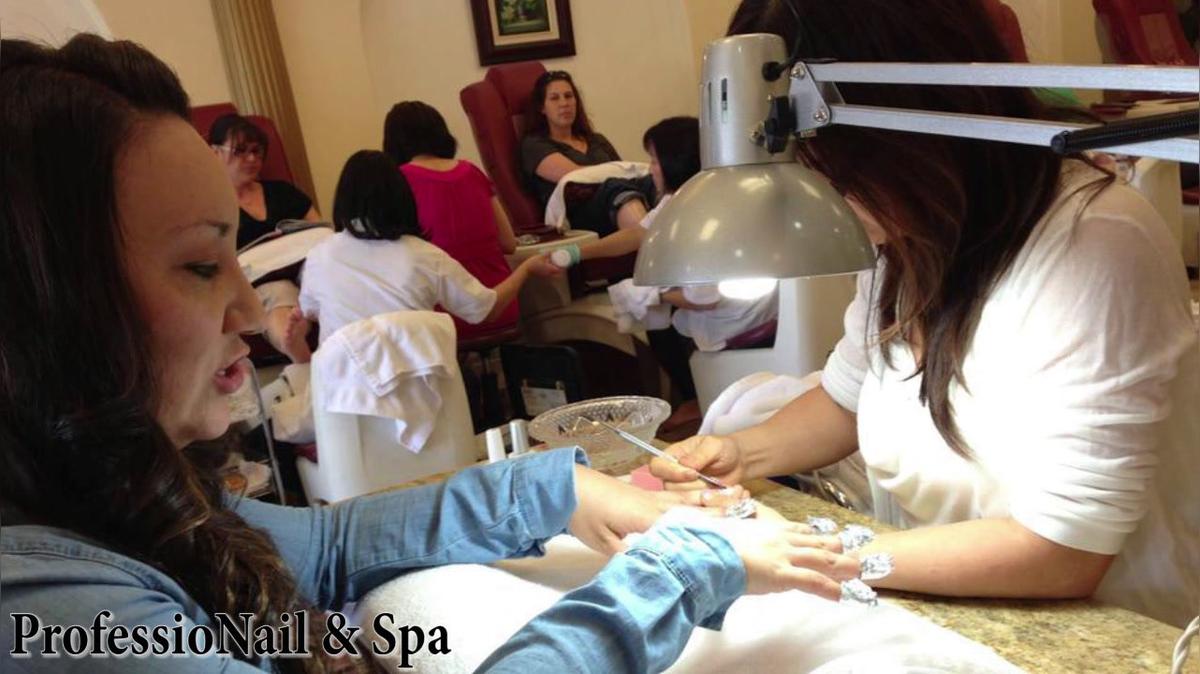 Nail Salon in Foothill Ranch CA, ProfessioNail & Spa