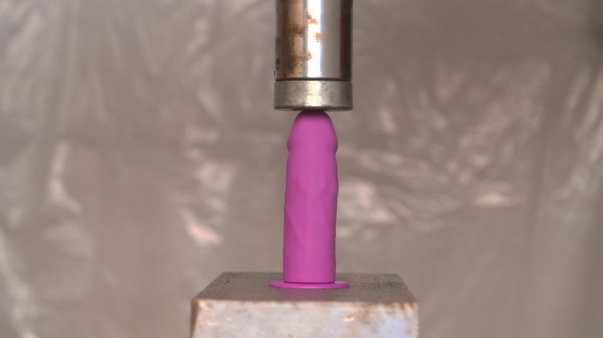 Hydraulikpresse vs. Dildo_neutral.mp4