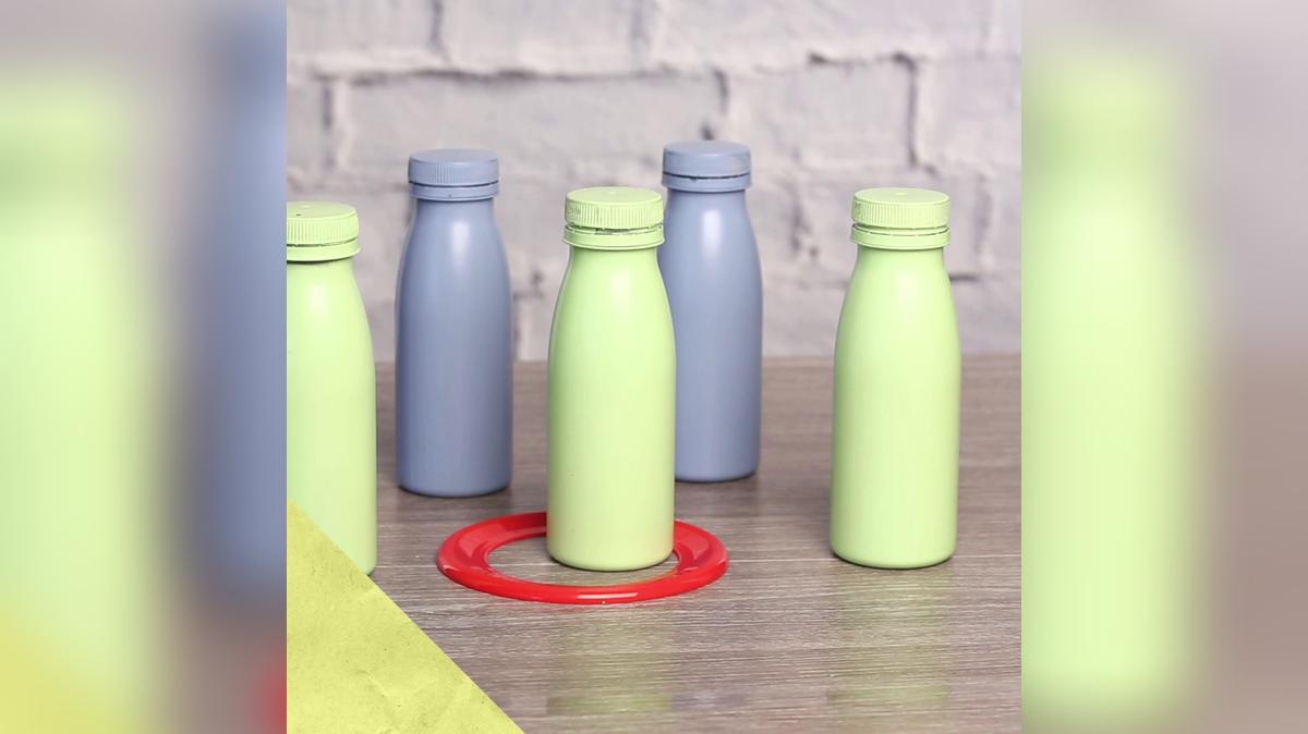 Spiel aus alten Plastikflaschen