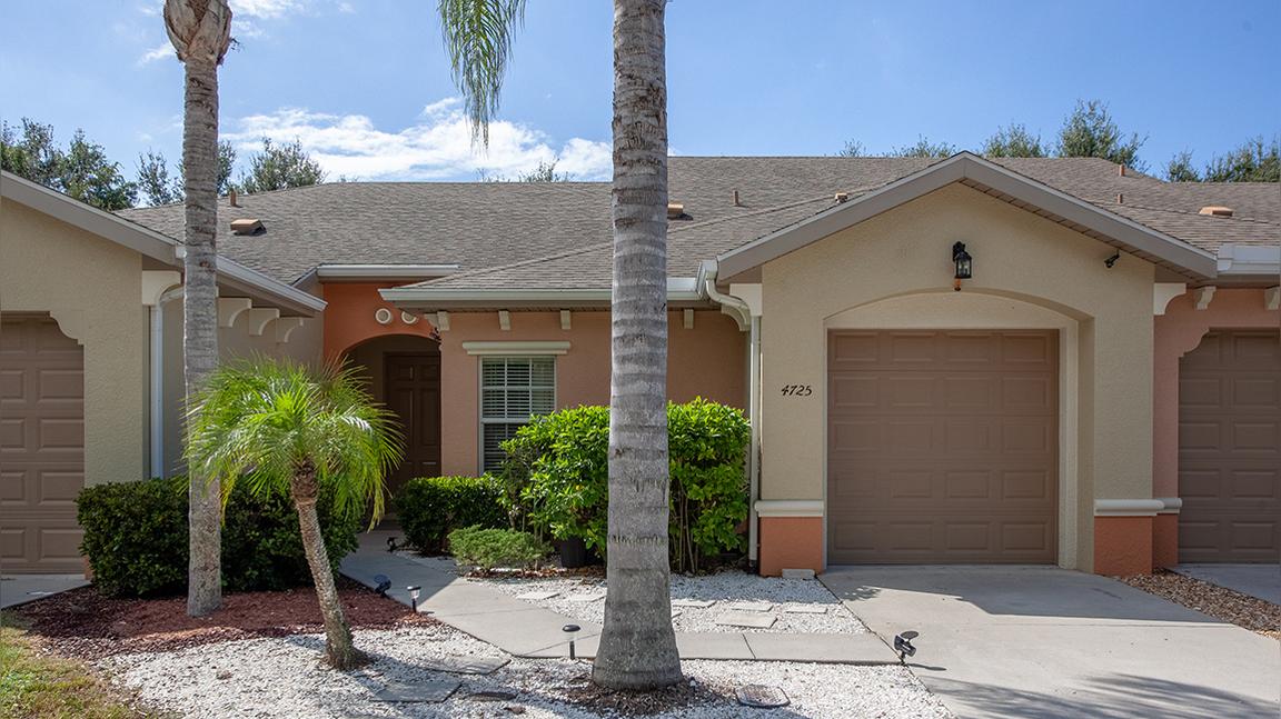 4725 1st Ave E, Palmetto, FL 34221