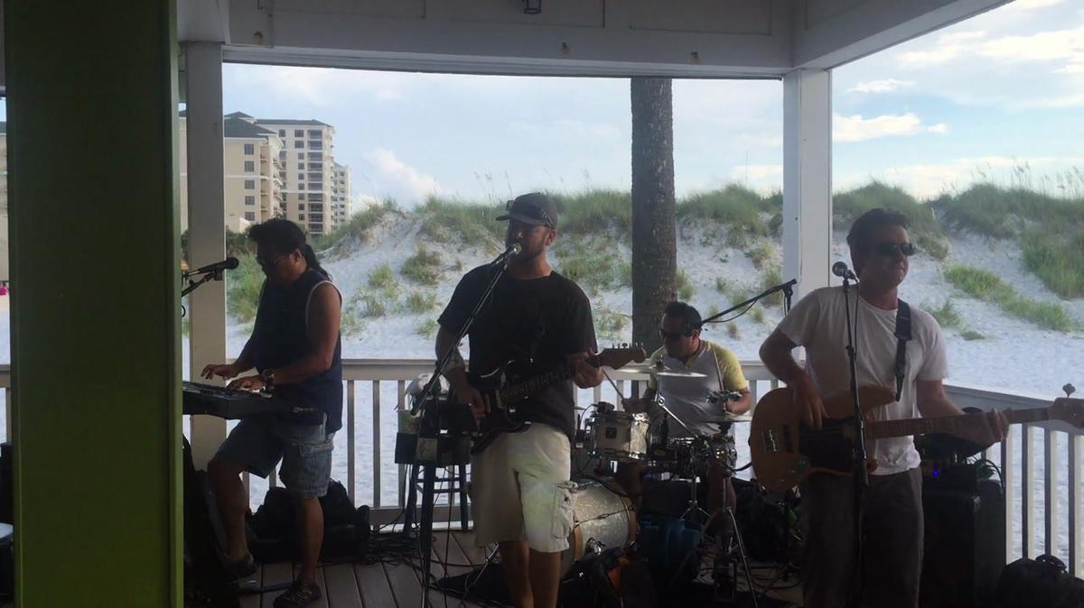 Band at The Palm Johnny Clearwater Beach.mp4