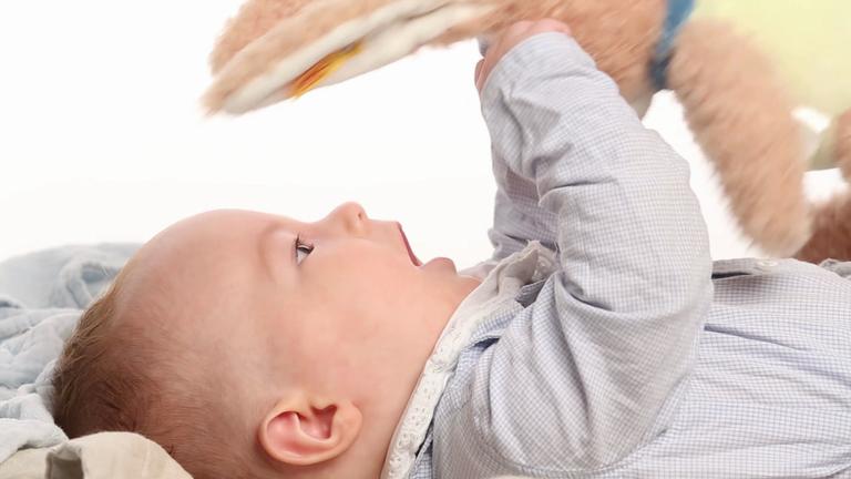Die schönsten Unisex-Namen für dein Baby