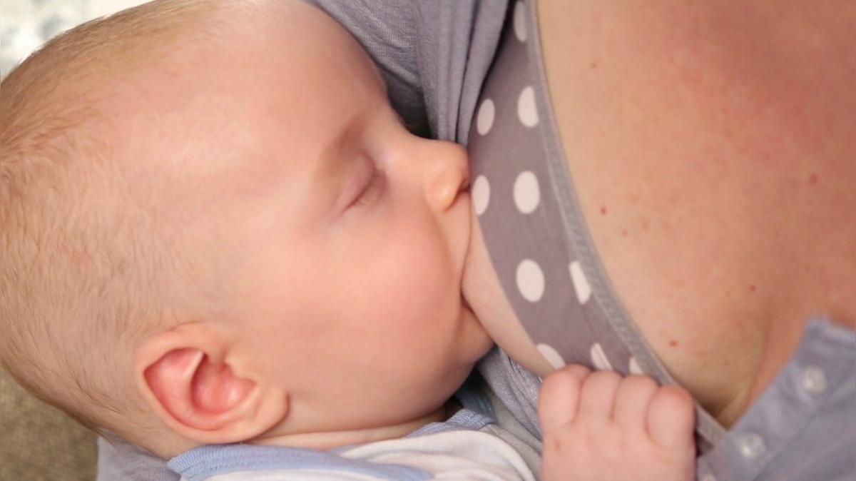 Babymythos- Babyspeck verschwindet mit dem Wachsen von selbst!