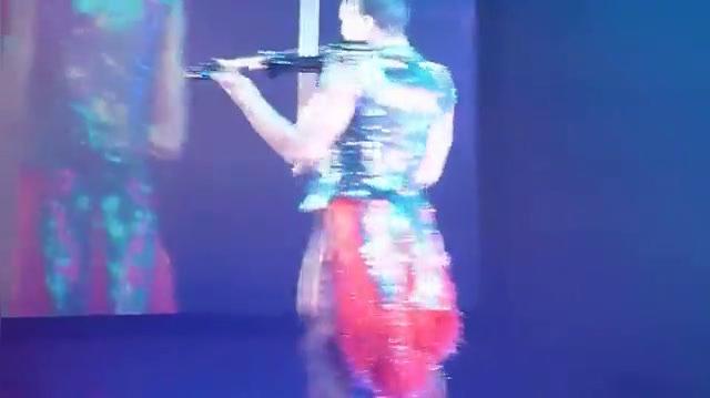 Electric Violinist J.N..mp4
