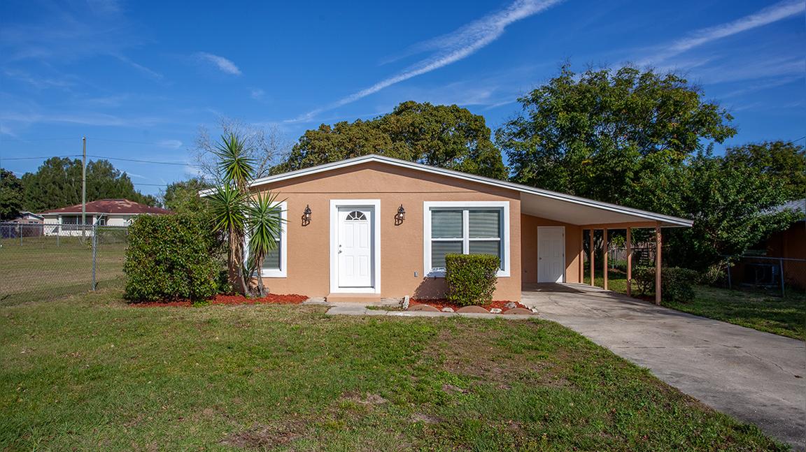 609 N Adams Ave., Dundee, FL 33838