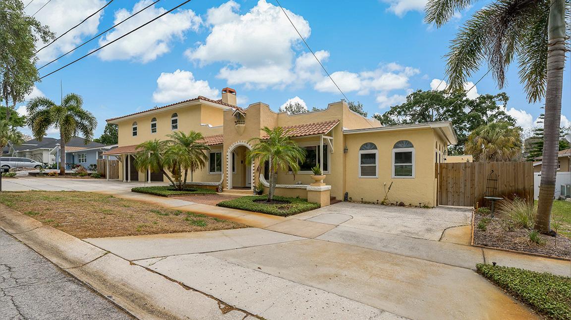 30 Kreamer Avenue, Tarpon Springs FL