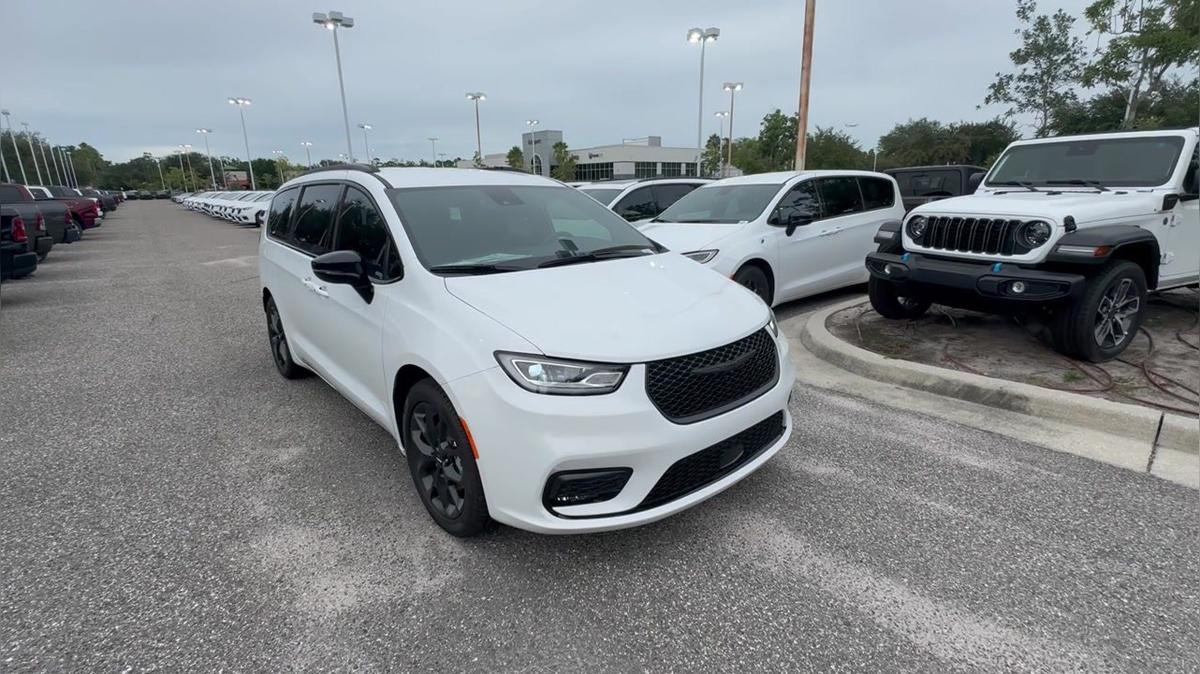 Wayne&#39;s  Pacifica - Nick B 315-749-3934