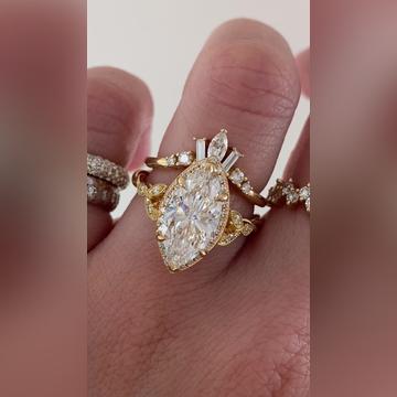 Rachelle-2.7ctMarquise-18kYellow-Islet