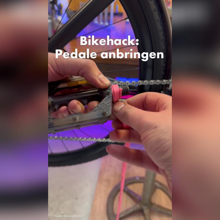 3_Bike_Muenchen_Bikehack_Pedale_anbringe