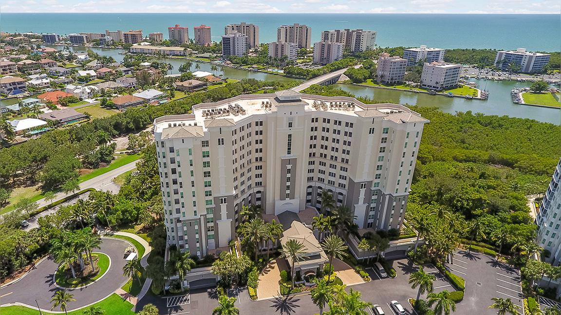 300 Dunes Blvd., #304, Naples, FL 34110
