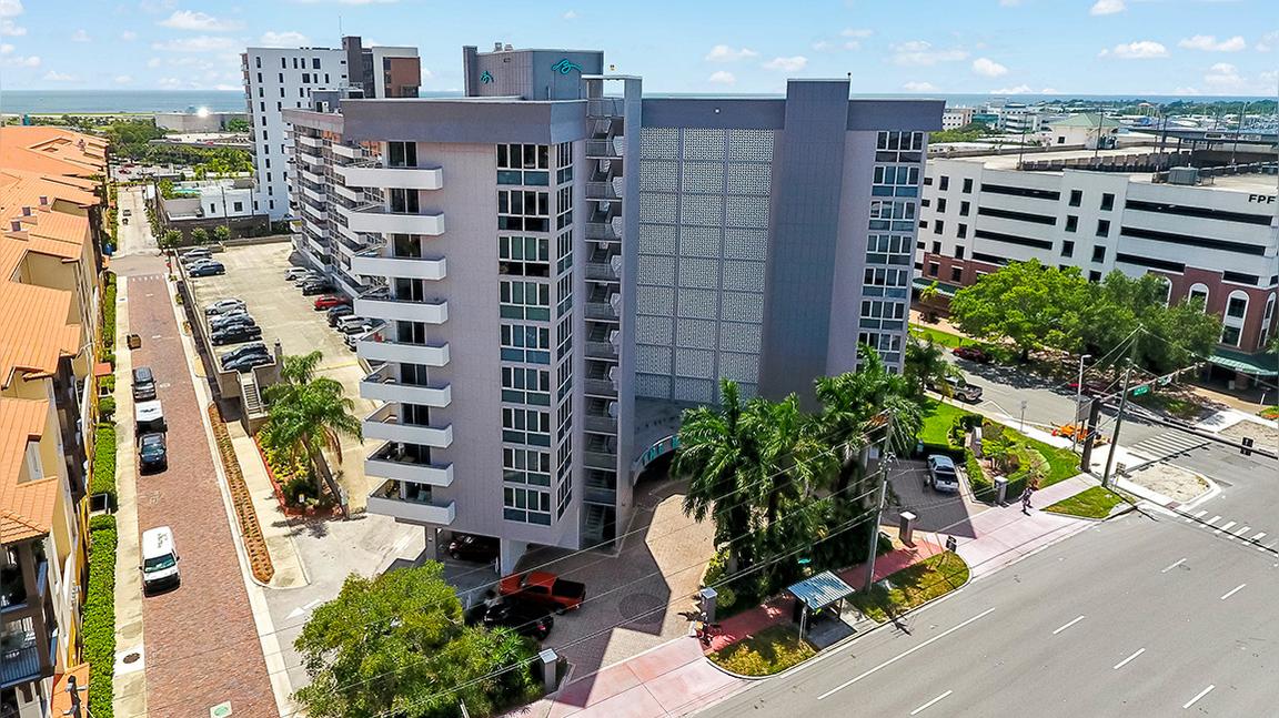 470 Third St. S, #818, Saint Petersburg, FL 33701.mp4
